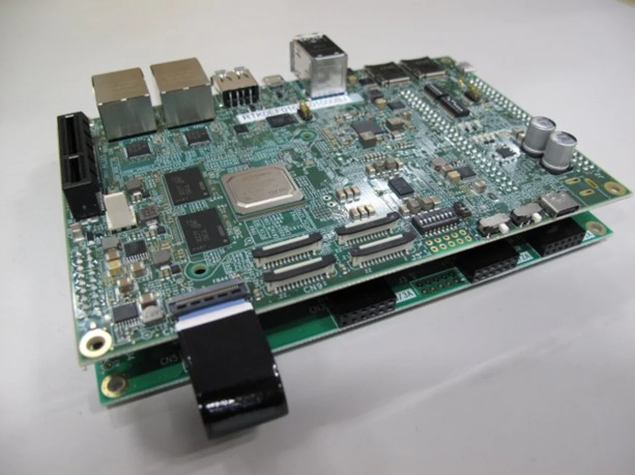 Renesas RZ/V2H Secure Evaluation Kit (RTK0EF0168C04000BJ)