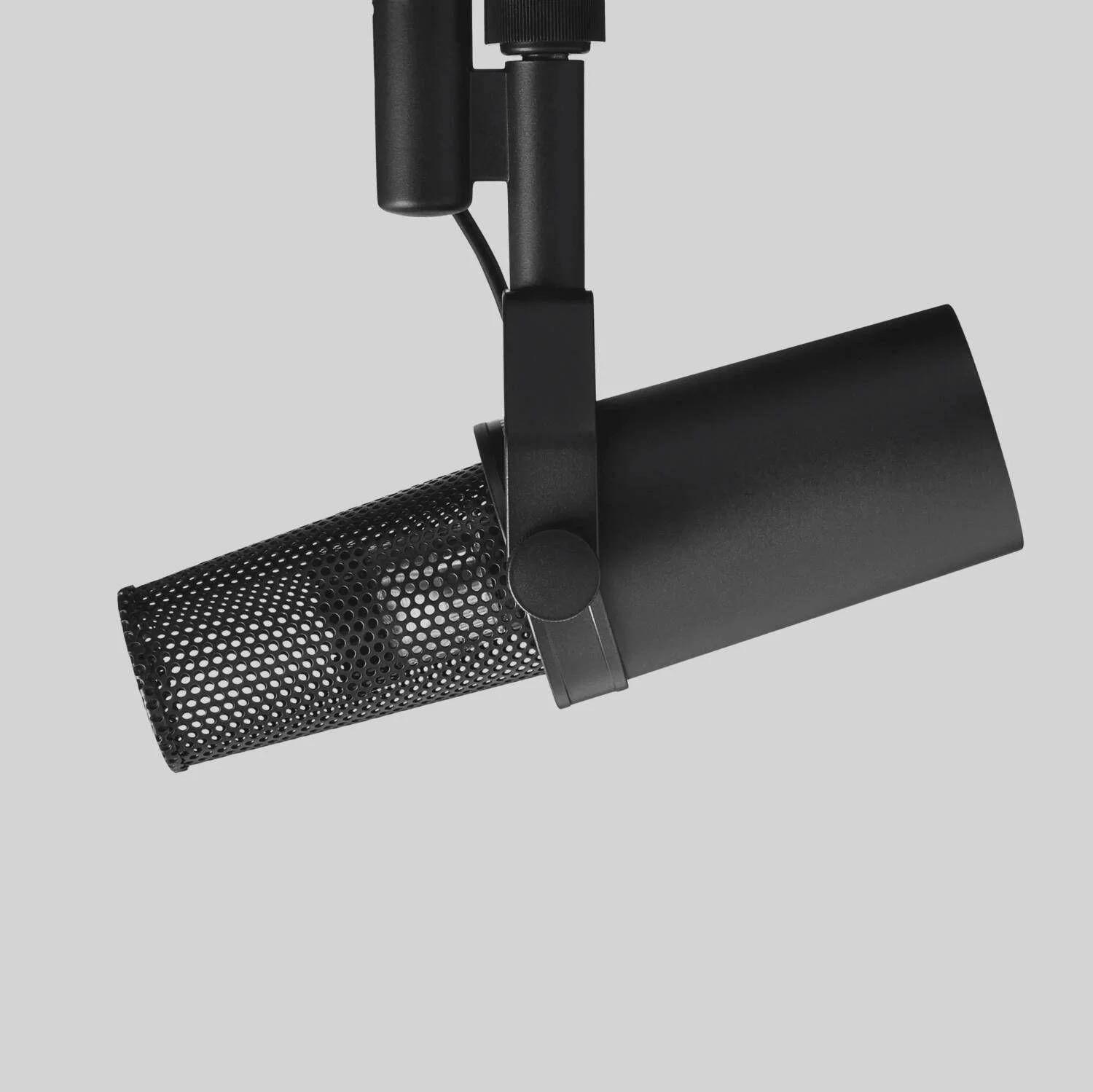 Shure SM7dB Dynamic Vocal Microphone